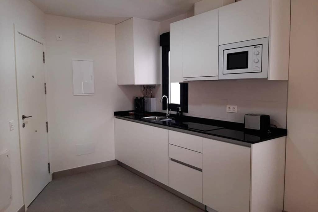 Appartamento New In The Center-terrace & Free Parking *
